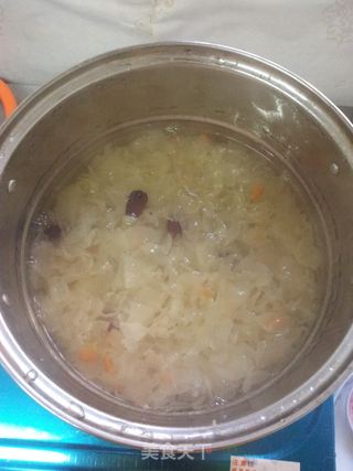 冰糖红枣银耳汤的做法步骤:7