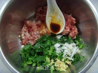 清香鲜美---荠菜馄饨的做法步骤:2