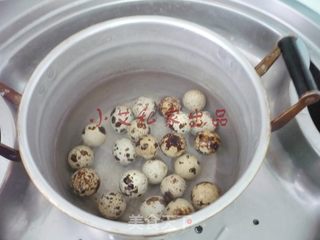 蚝油鹌鹑蛋的做法步骤:3