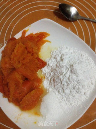 糯米南瓜饼的做法步骤：1
