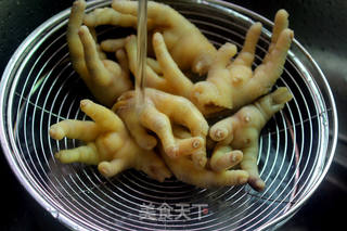 虎皮凤爪的做法步骤:3