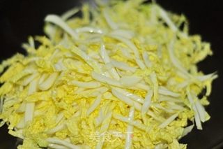 醋溜白菜丝的做法步骤:3