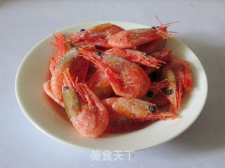 干煸蘑菇北极虾的做法步骤：2