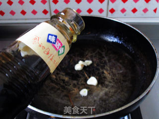 干煸蘑菇北极虾的做法步骤：7
