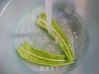青椒蛏子炒豆腐的做法步骤：2