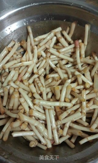 【凉拌鱼腥草】清肺最好的野菜的做法步骤:4