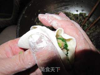 大蛤小白菜香菇水饺的做法步骤：32