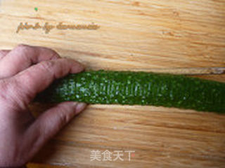 蓑衣黄瓜的做法步骤:3
