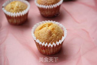 淡淡樱桃香——樱桃味杯子小蛋糕的做法步骤:8
