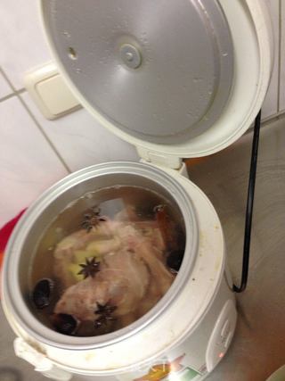 越南传统小吃~鸡汤河粉的做法步骤:3