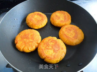 南瓜饼的做法步骤:9