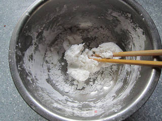 好吃又养身的清明美食---艾草糍粑的做法步骤：4