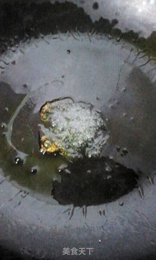让人欲罢不能的【糖桂花炒年糕】的做法步骤:3