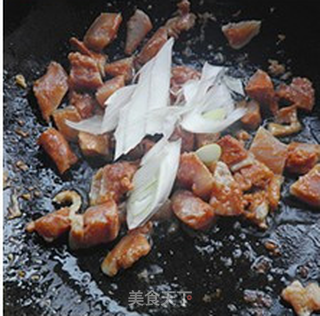 【西兰花炒鸡柳块】--------回味无穷的下饭菜的做法步骤：4