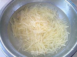 拌胡萝卜土豆丝的做法步骤:5