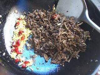 春笋梅干菜扣肉的做法步骤:6