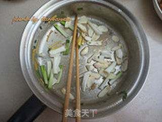 小炒猪颈肉的做法步骤:9
