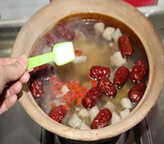 黄芪羊肉汤的做法步骤:12