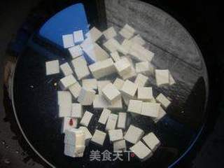 花椒芽拌豆腐的做法步骤:2