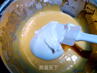 芝麻椰蓉蛋卷的做法步骤:5