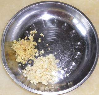 自制牛肉末豆豉老干妈的做法步骤:2