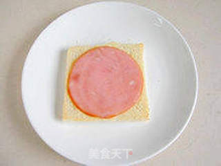 【火腿奶酪三明治】--- 吃不腻的经典味的做法步骤:5