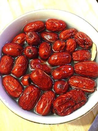 桂圆红枣甜汤的做法步骤:3