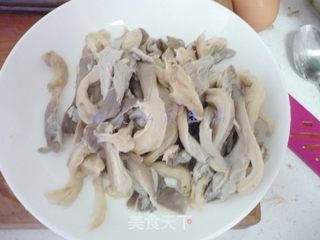 椒盐蘑菇的做法步骤：4