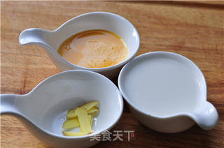 荠菜蟹菇豆腐羹的做法步骤:6