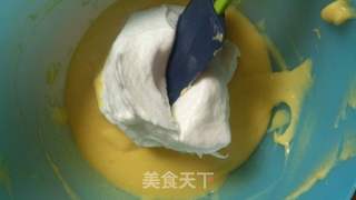 草莓奶油杯子蛋糕的做法步骤:5