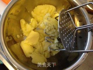 挪威家常菜——香煎鳕鱼配土豆泥的做法步骤:4