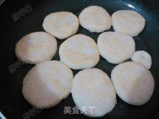 湖南小吃——糖油粑粑的做法步骤:9