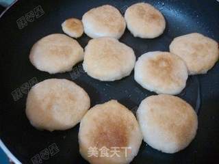 湖南小吃——糖油粑粑的做法步骤:10