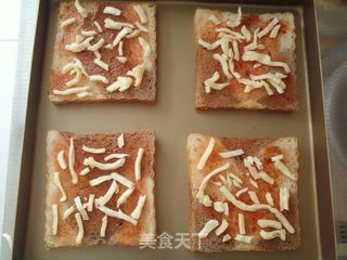 牛肉番茄吐司披萨的做法步骤:6