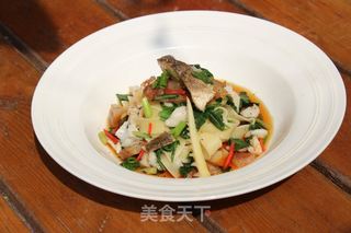 中式蒸鳜鱼春蔬绸带面的做法步骤：12