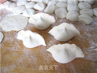 甘蓝菜水饺的做法步骤:11