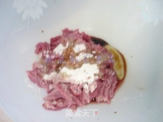 孜然炒肉夹馍的做法步骤：7