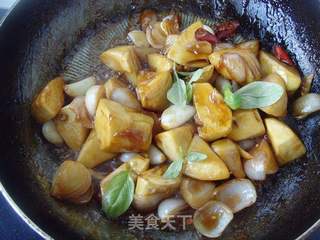鲜嫩酥烂---三杯竹笋的做法步骤:7