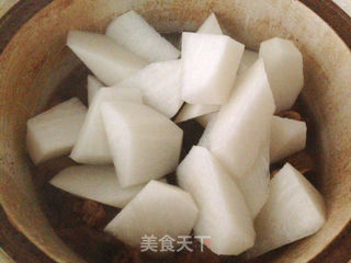 牛排骨炖萝卜的做法步骤：8