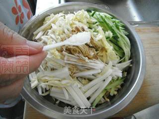 白菜心黄瓜拌豆腐丝的做法步骤:8