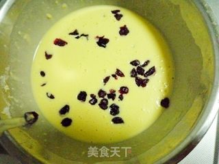 【蔓越莓玛芬】招待小朋友的清新小蛋糕的做法步骤：5