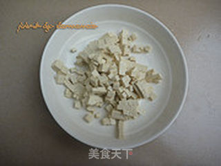香椿豆腐的做法步骤:2