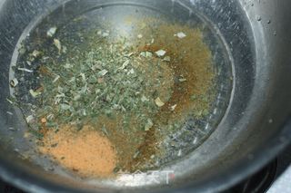 烤箱烧烤烤肉串烤豆腐的做法步骤:4