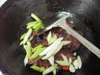 香辣血粑豆腐的做法步骤:9