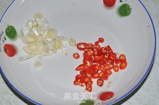 酸菜粉丝炒肉的做法步骤：5