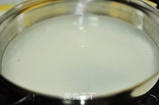 皮蛋瘦肉粥的做法步骤:2