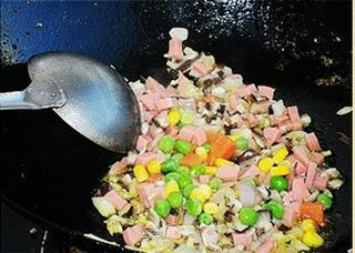 糖醋版蛋包饭的做法步骤:3