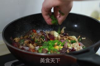 爆炒肥肠的做法步骤:11