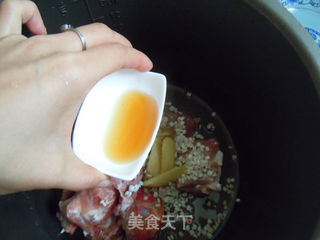 健康是吃出来的---薏米炖排骨的做法步骤:5