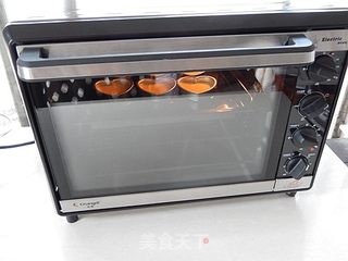 樱桃蛋奶布丁的做法步骤:8